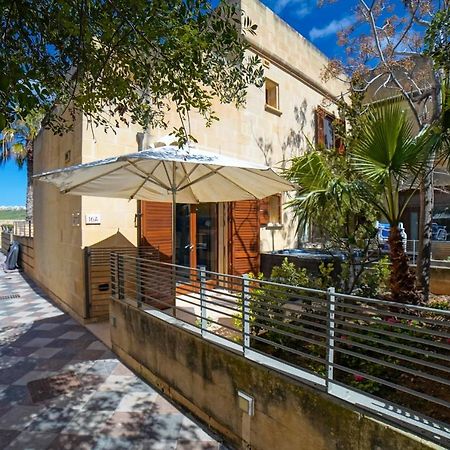 Getawaynpetto Private Duplex Maisonette With Jacuzzi Hot Tub Mgarr Extérieur photo
