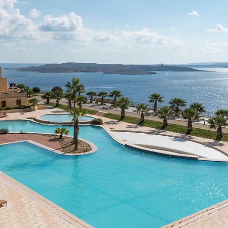 Getawaynpetto Private Duplex Maisonette With Jacuzzi Hot Tub Mgarr Extérieur photo