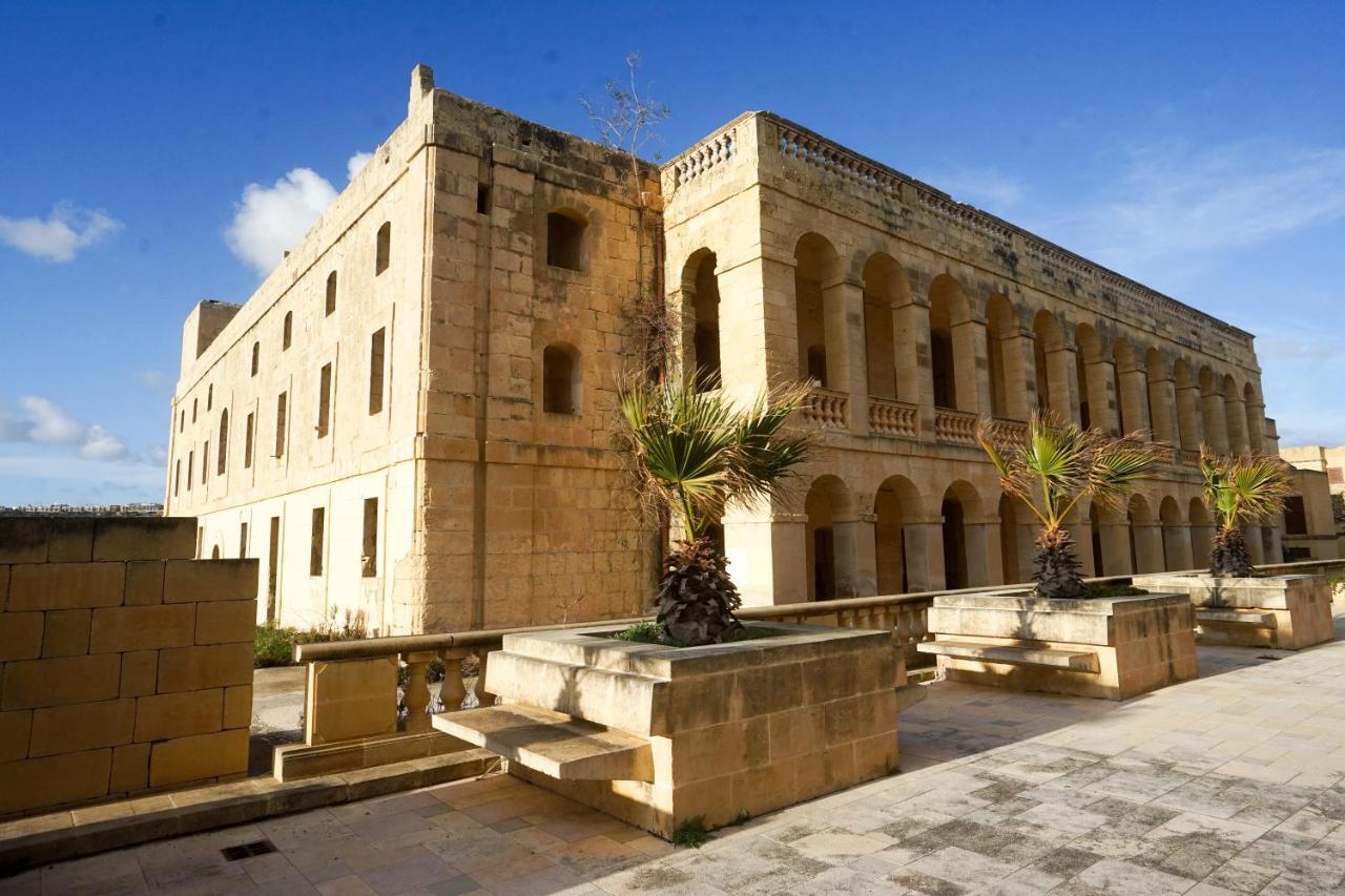 Getawaynpetto Private Duplex Maisonette With Jacuzzi Hot Tub Mgarr Extérieur photo