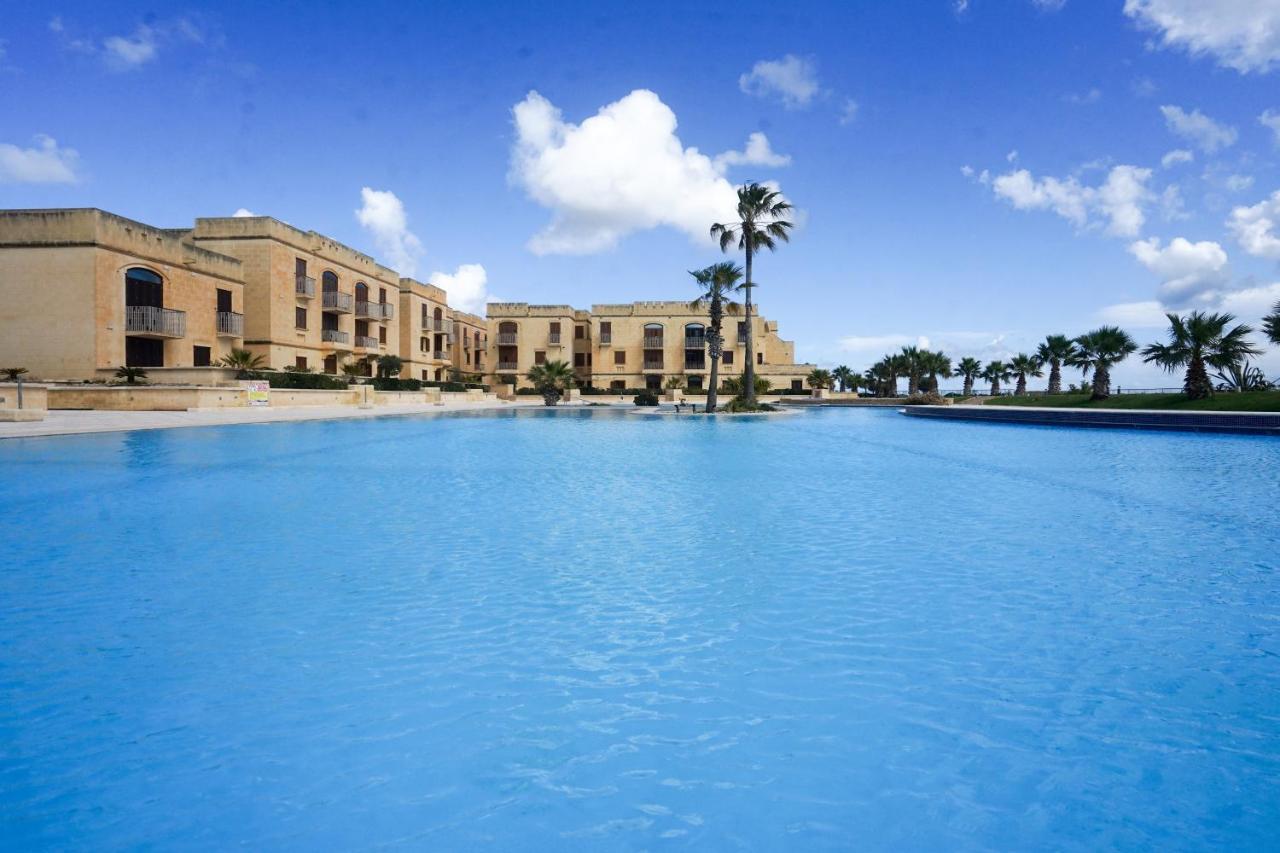 Getawaynpetto Private Duplex Maisonette With Jacuzzi Hot Tub Mgarr Extérieur photo
