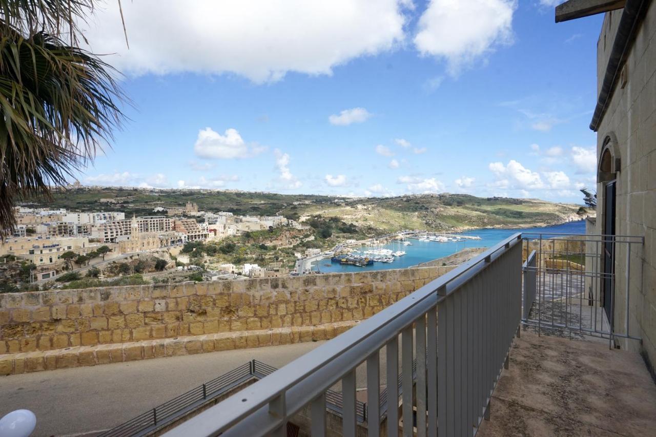 Getawaynpetto Private Duplex Maisonette With Jacuzzi Hot Tub Mgarr Extérieur photo