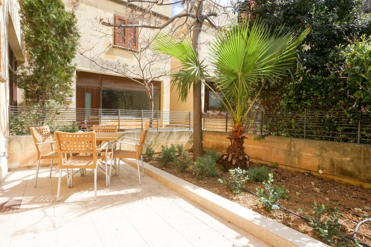 Getawaynpetto Private Duplex Maisonette With Jacuzzi Hot Tub Mgarr Extérieur photo