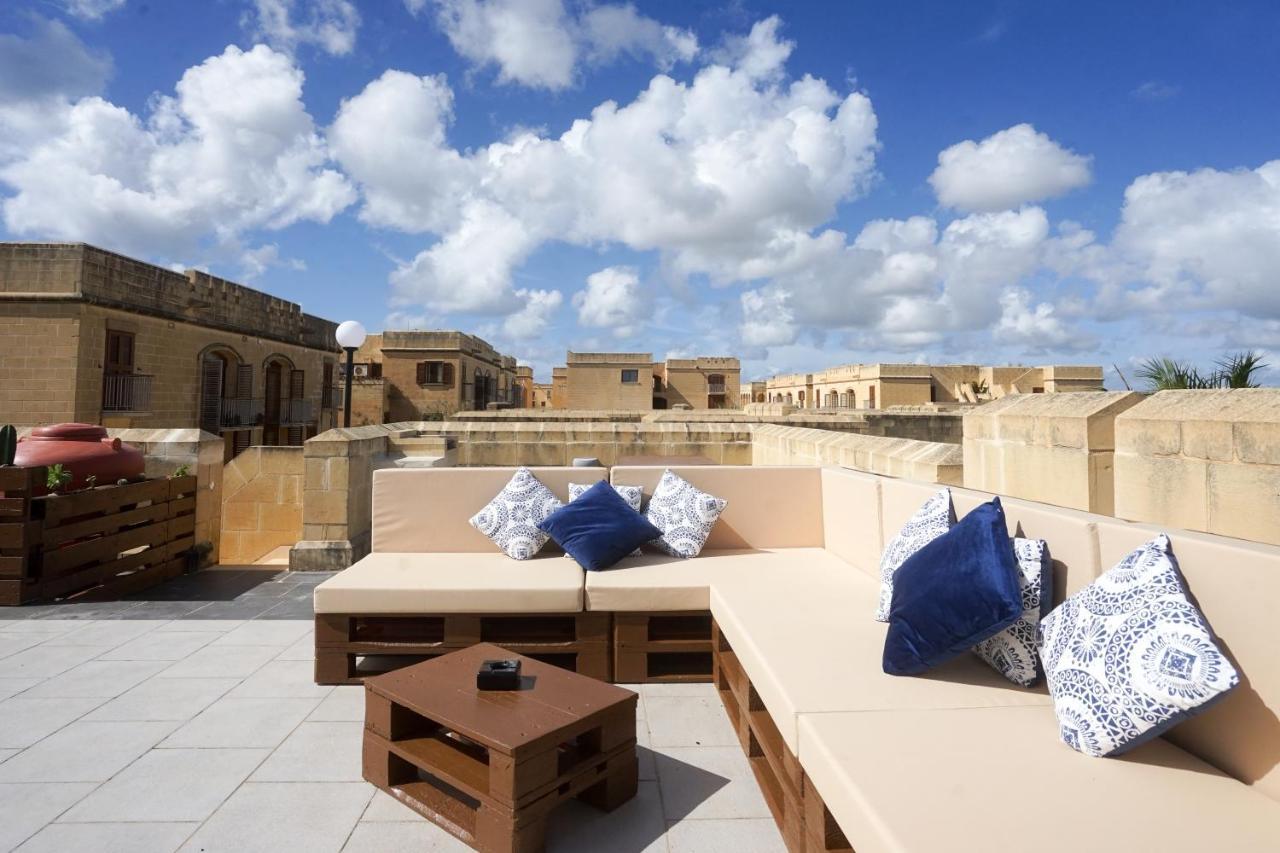 Getawaynpetto Private Duplex Maisonette With Jacuzzi Hot Tub Mgarr Extérieur photo
