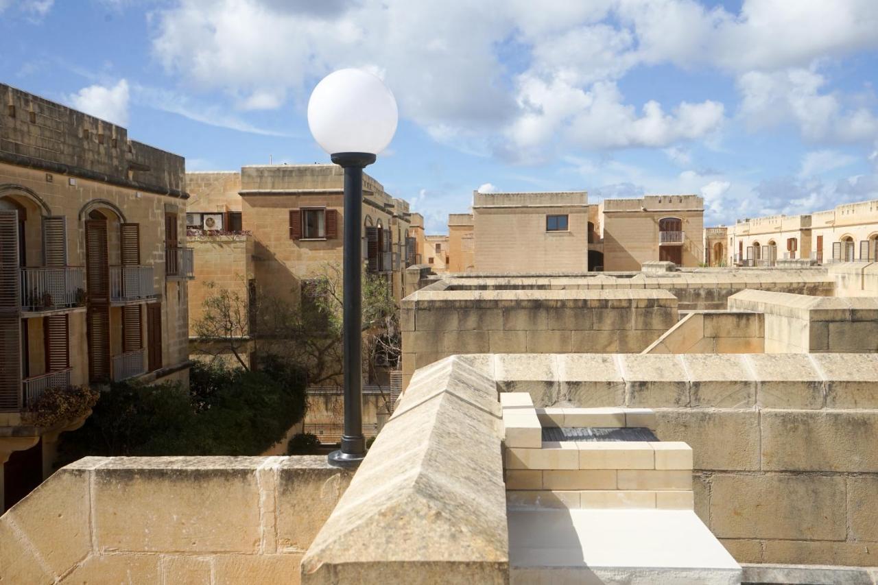 Getawaynpetto Private Duplex Maisonette With Jacuzzi Hot Tub Mgarr Extérieur photo