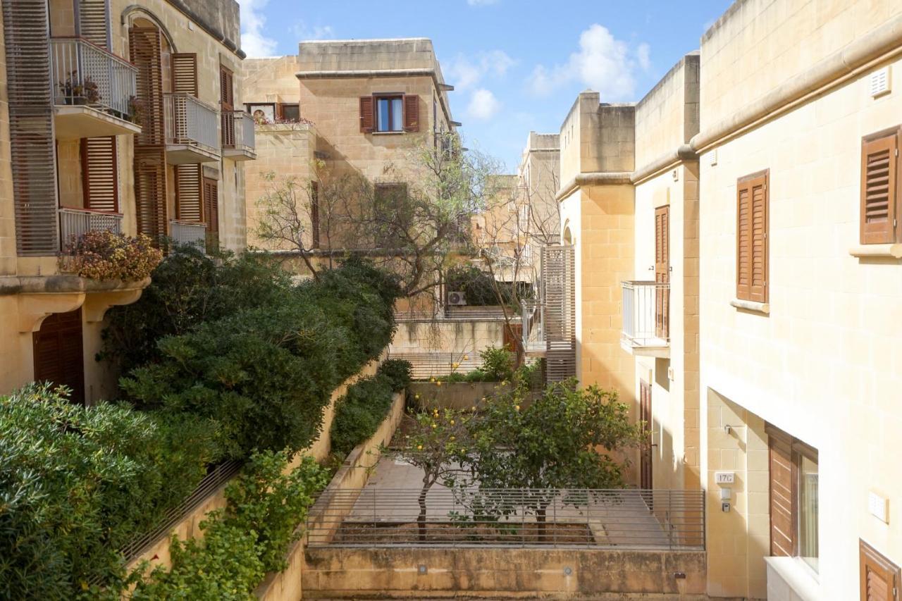 Getawaynpetto Private Duplex Maisonette With Jacuzzi Hot Tub Mgarr Extérieur photo