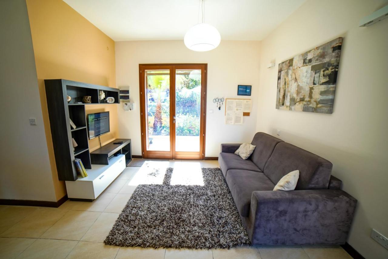 Getawaynpetto Private Duplex Maisonette With Jacuzzi Hot Tub Mgarr Extérieur photo